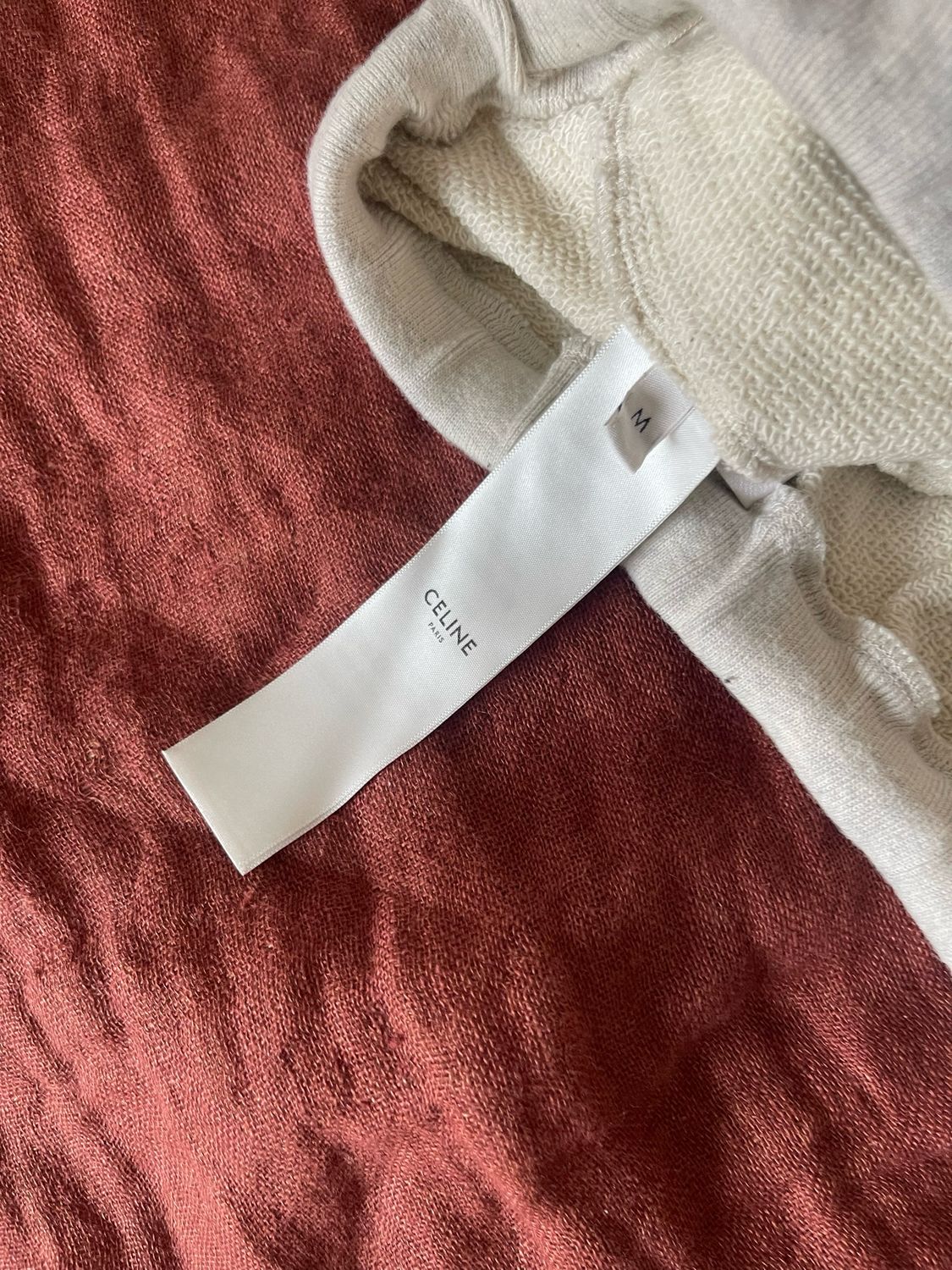 Short Céline taille m ( ok 36  un peu oversize 38 parfait )