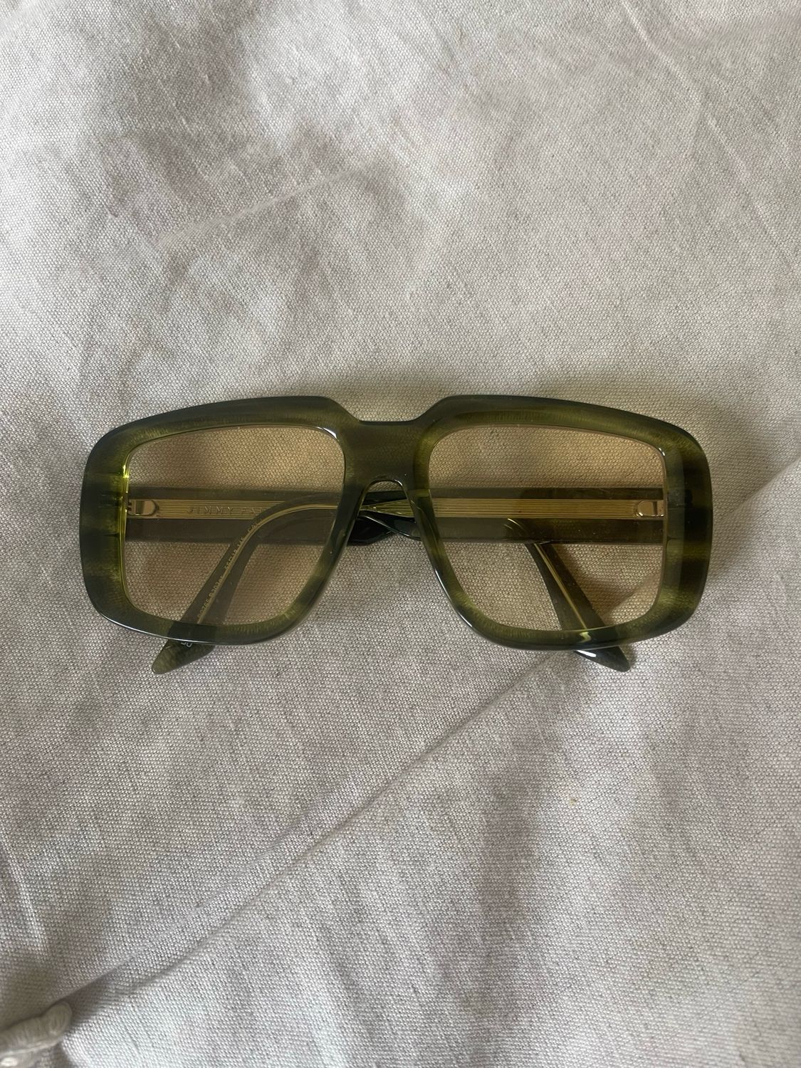Lunettes de soleil Jimmy fairly avec étui parfait état