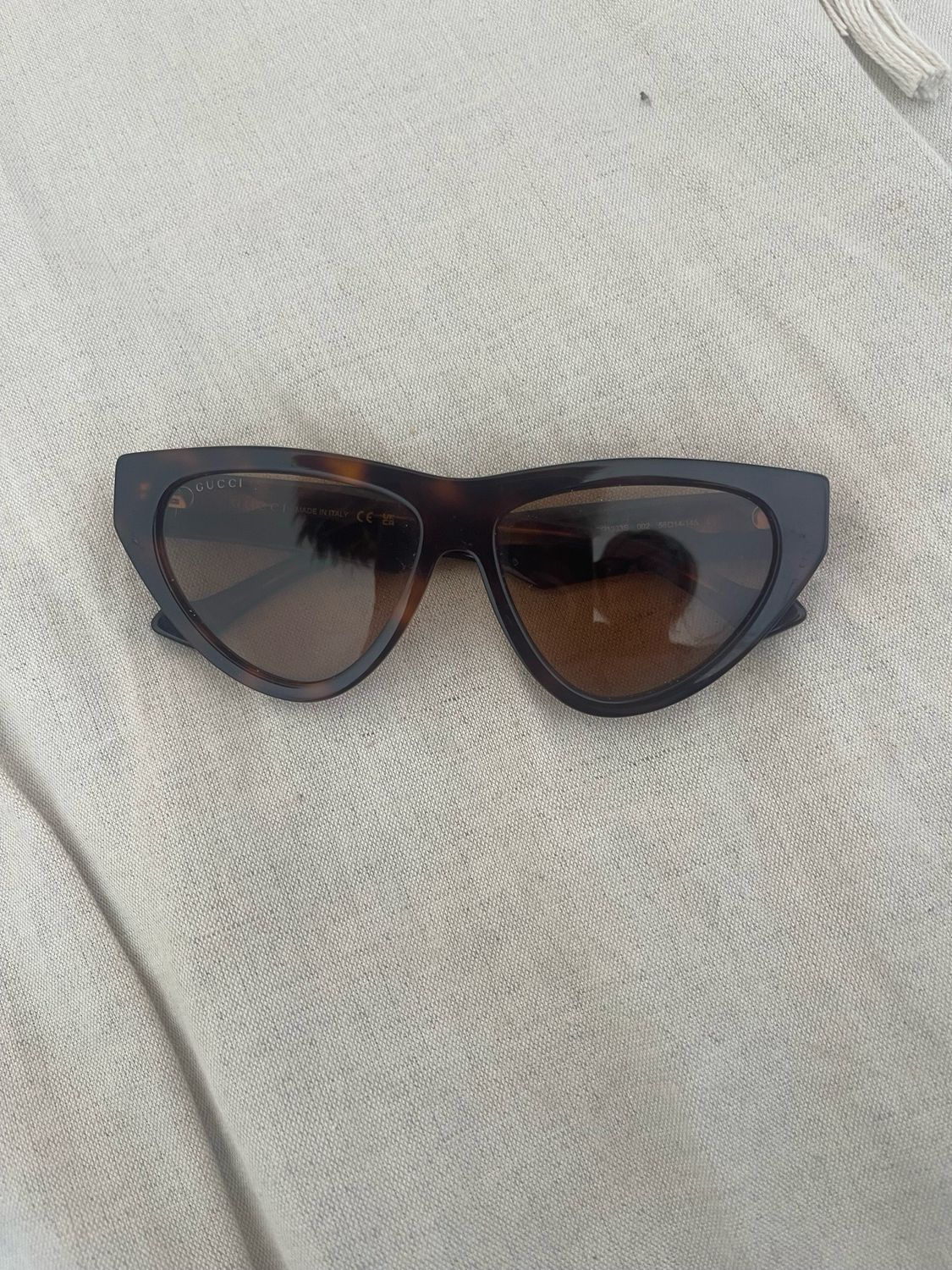 Lunettes de soleil Gucci parfait état
