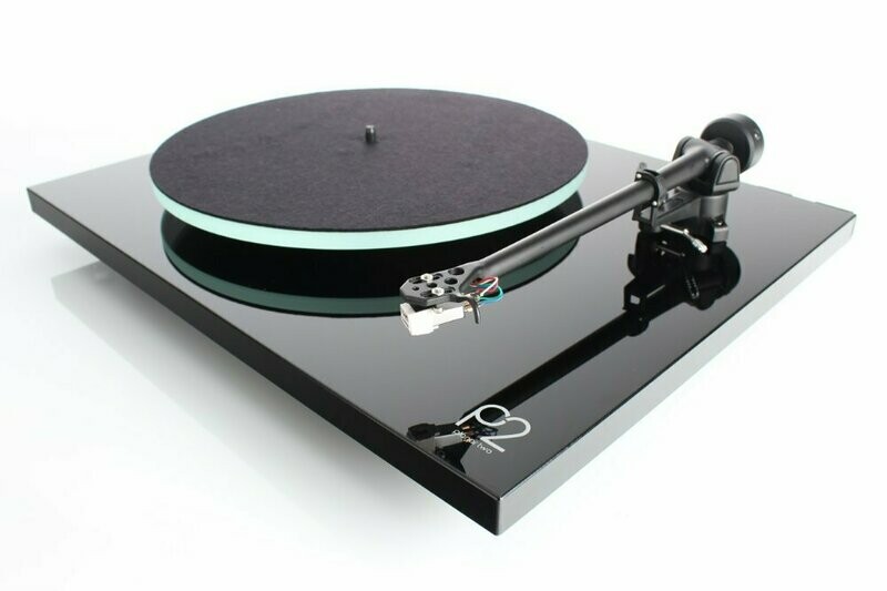 Rega Planar 2 Turntable - Gloss Black