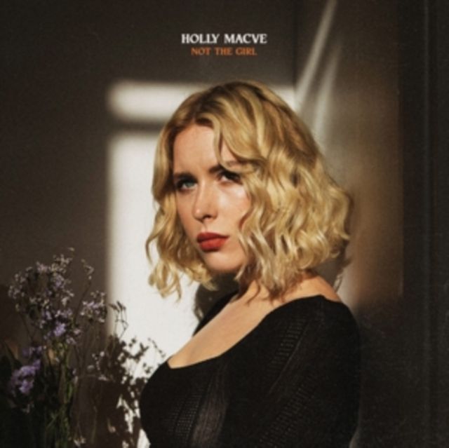 Holly Macve
