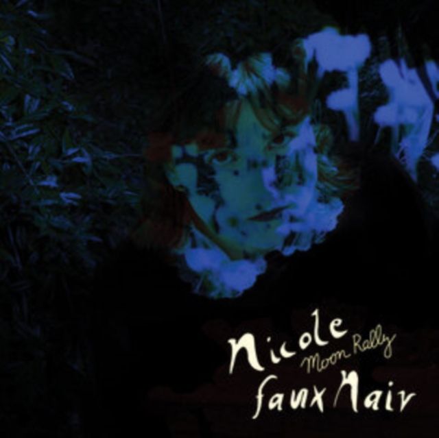 Nicole Faux Naiv