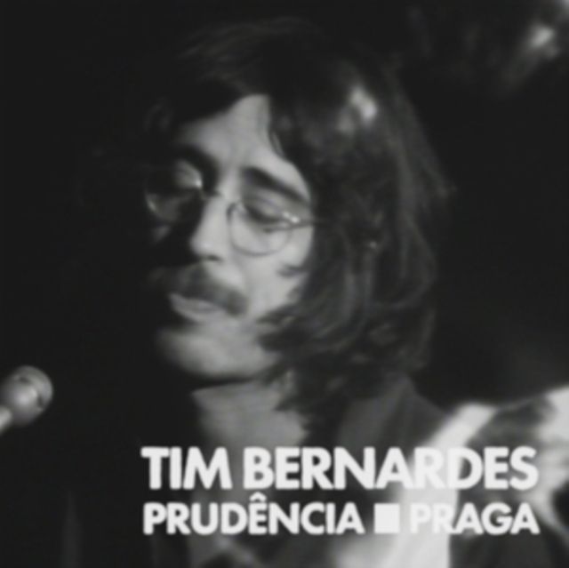 Tim Bernardes