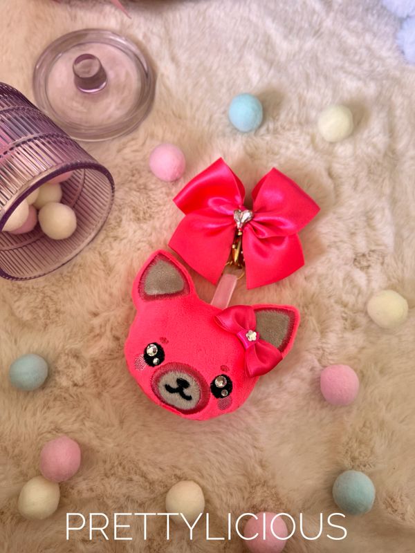 Porte clés chihuahua rose néon