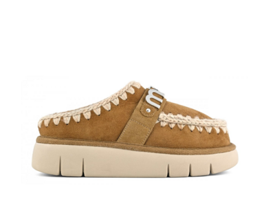 Mou Bounce clog metal logo