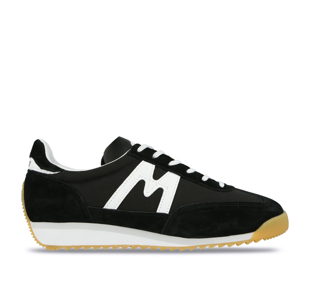 Karhu Mestari Black- White