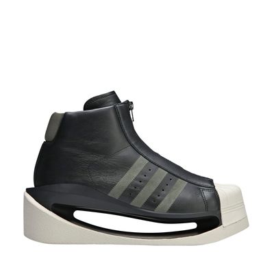 Y-3 Gendo pro model black