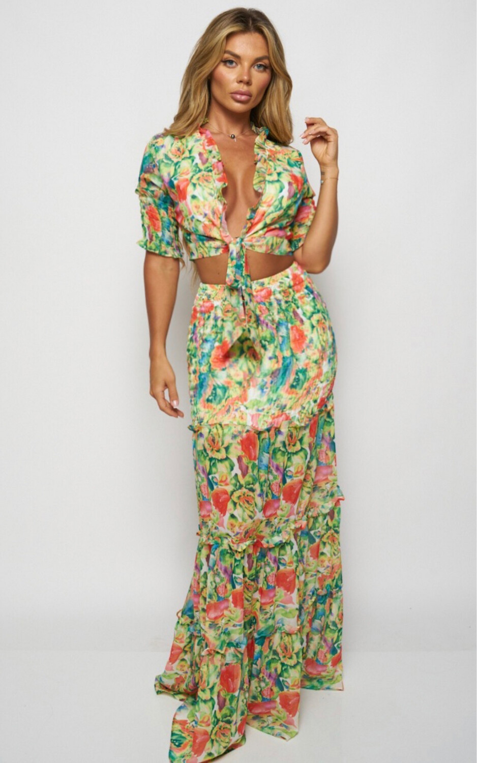 Laying Skirt Set