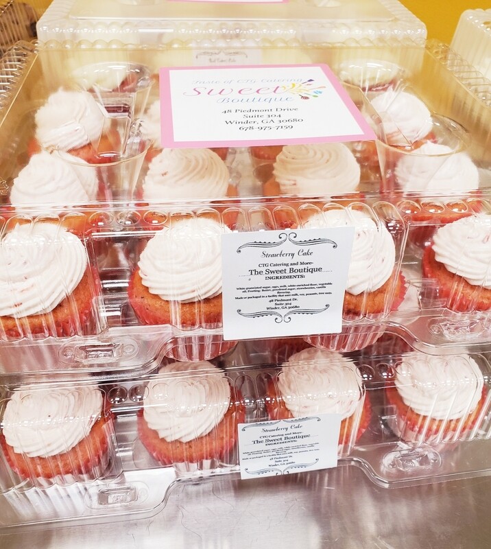 CUPCAKES- Strawberry (12 pk) Allow 24 hrs for preparation