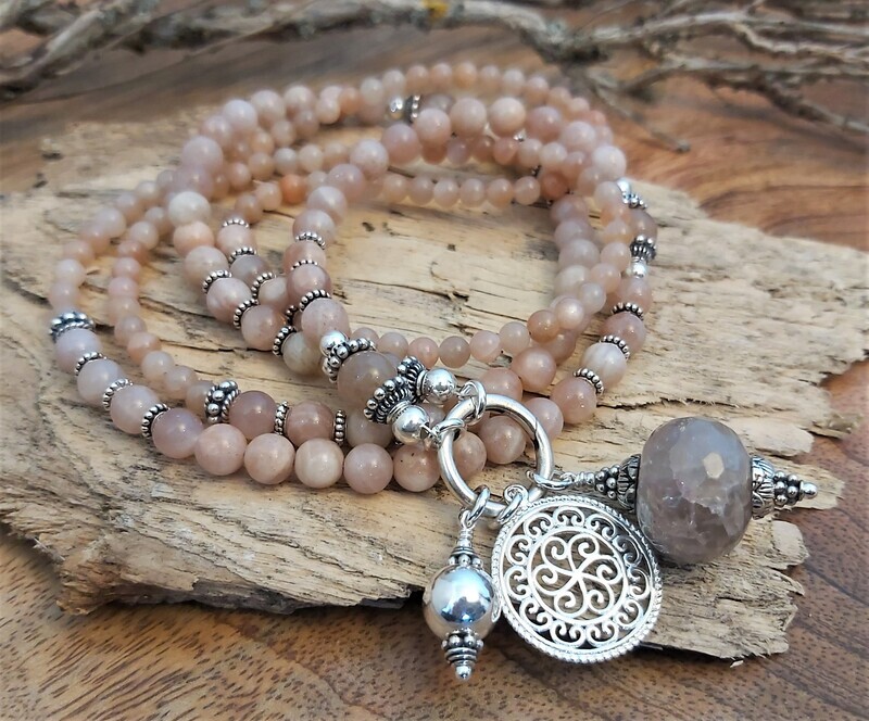LUCY - Edelsteinkette - Sterling Silber - beige-apricot