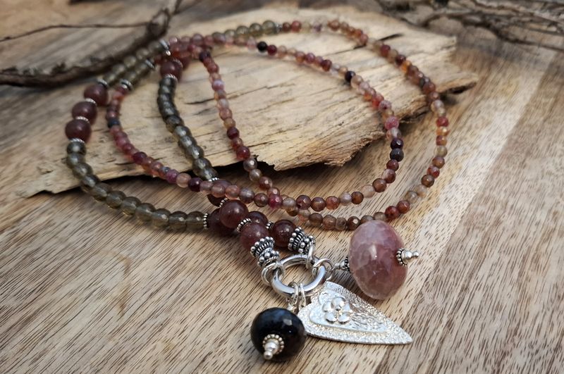 MALA - Edelsteinkette - Sterling Silber - braun-fuchsia