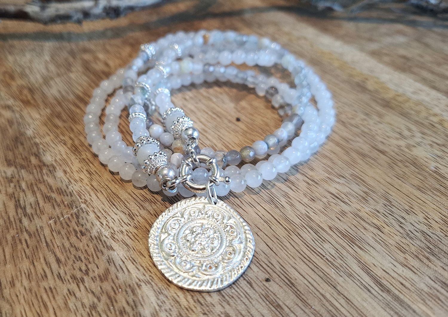 SARA - Edelsteinkette - Silber - hellgrau-weiss