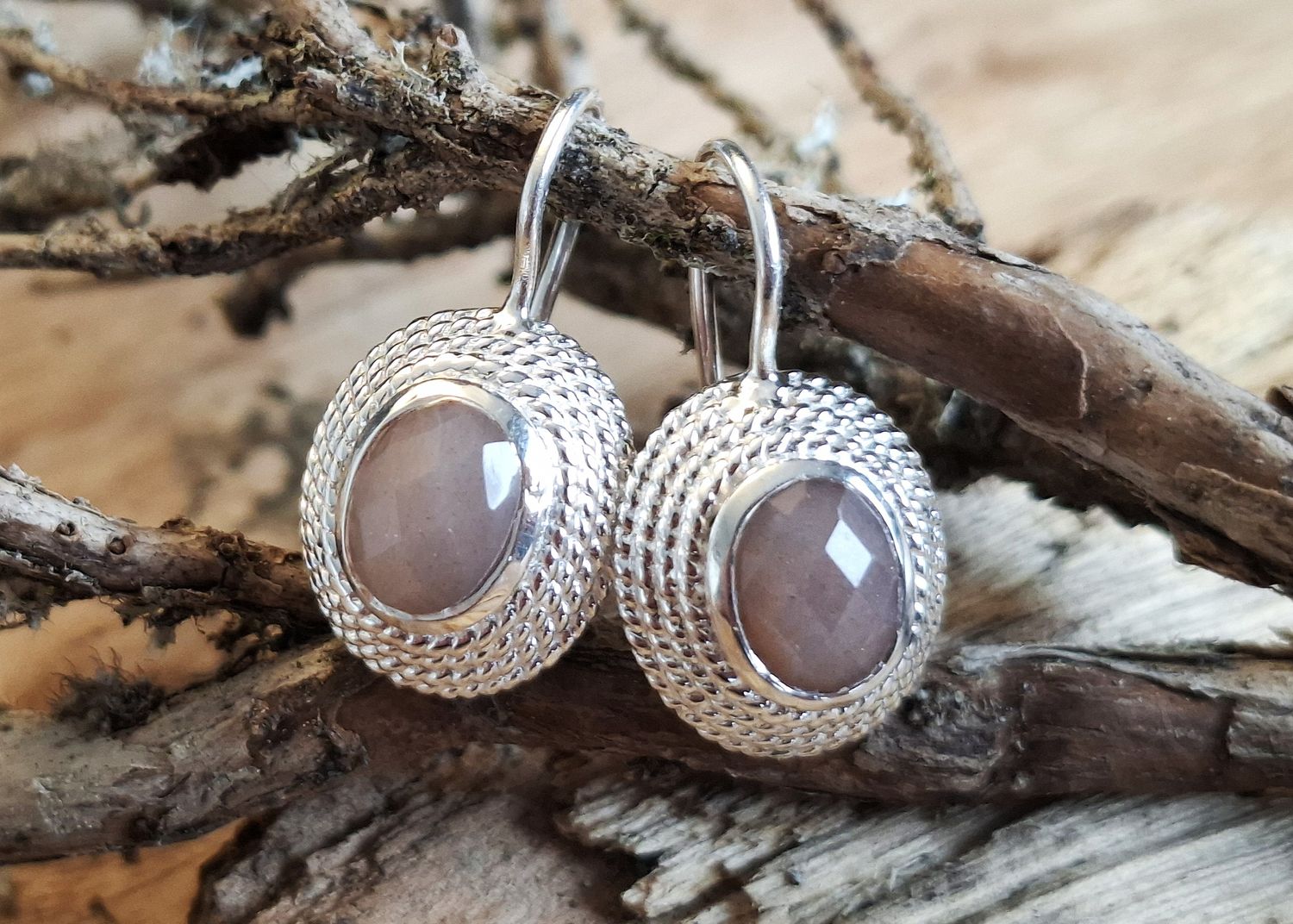 NORA - Silberohrringe - Chocolat Mondstein - hellbraun