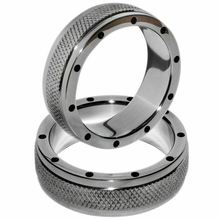 METALHARD ANILLO METAL PARA PENE Y TESTICULOS 50MM