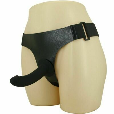 ULTRA PASSIONATE HARNESS ARNES CON STRAP ON NEGRO 15 CM