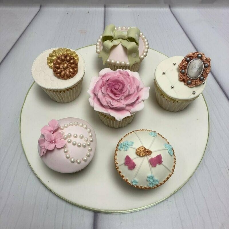 Cupcake Course: Vintage Cupcake Course - 3.5 Hours - Date to be arranged