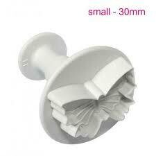 PME
Butterfly small 30mm icing plunger & embosser cutter
BU907