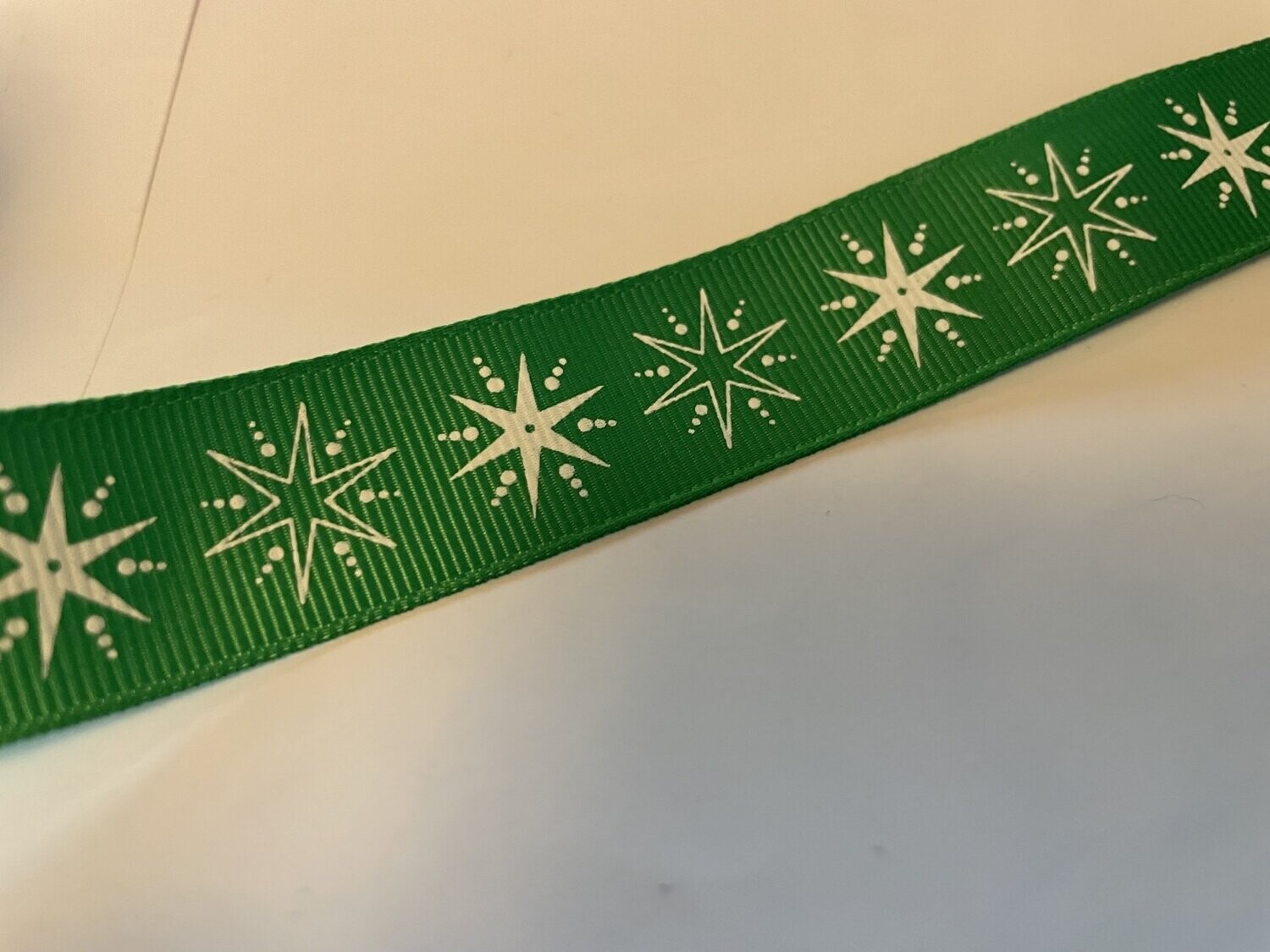 12mm Green Ribbon with White Snowflakes - x 1m