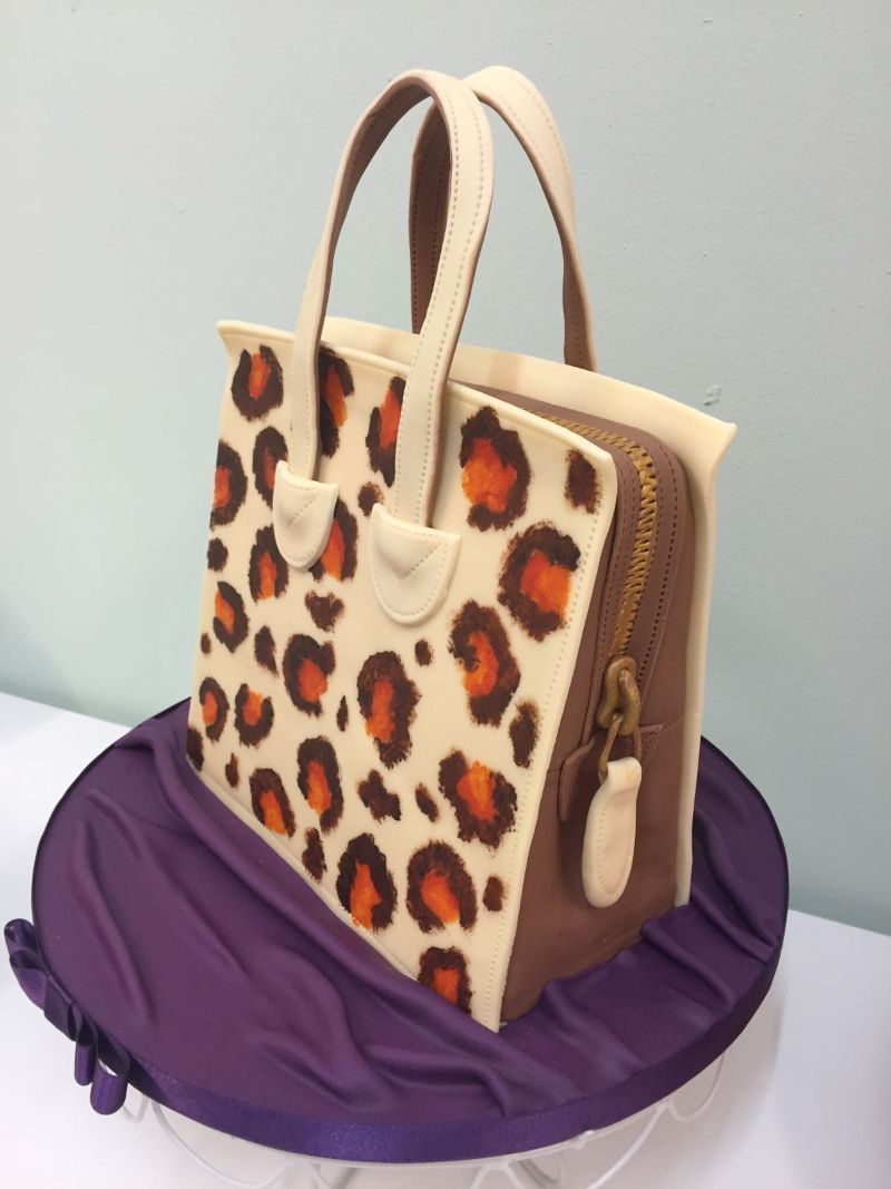 Specialised Cake Decorating Course:  Handbag Course - 6 hours - Dates to be arranged