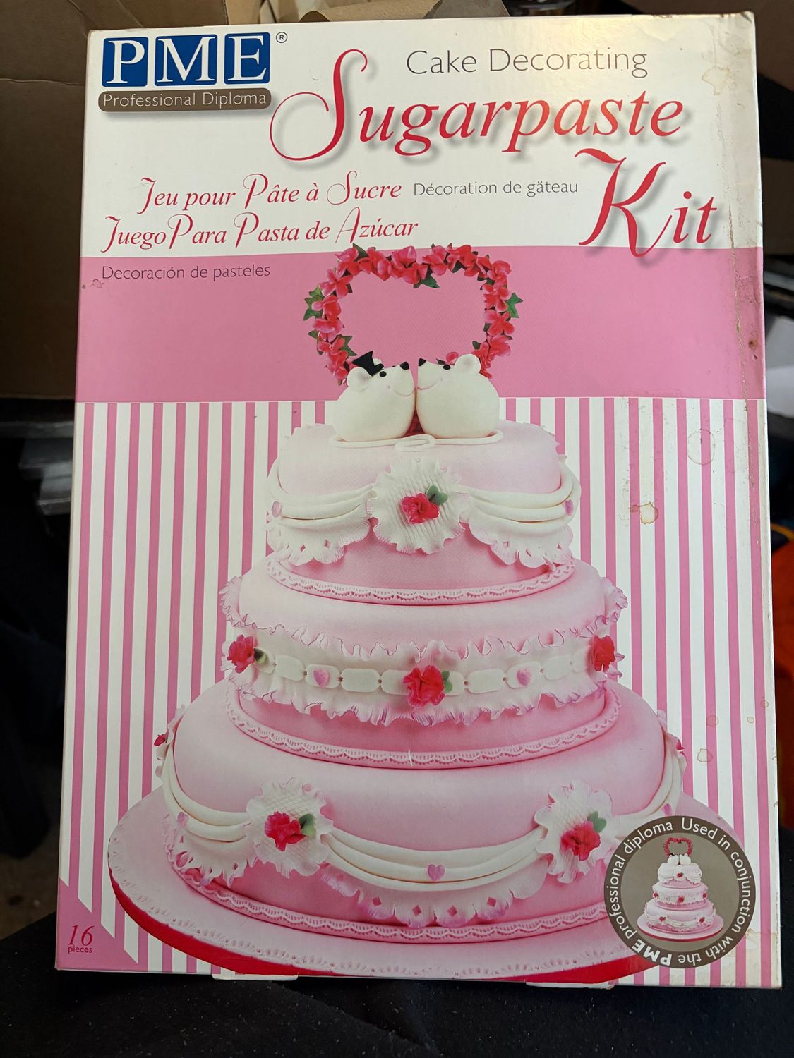 PME Professional Diploma Sugar Paste Cake Decorating Kit PME Professional Diploma Sugar Paste Cake Decorating Kit