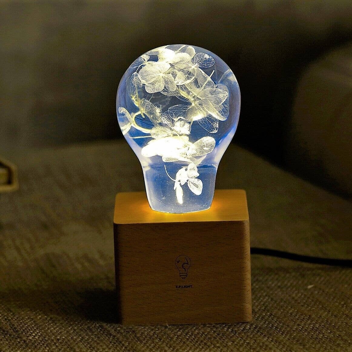 Hydrangea Lamp - Bulb and Base