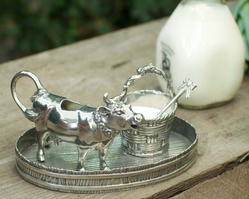 Mabel Cow Creamer Set