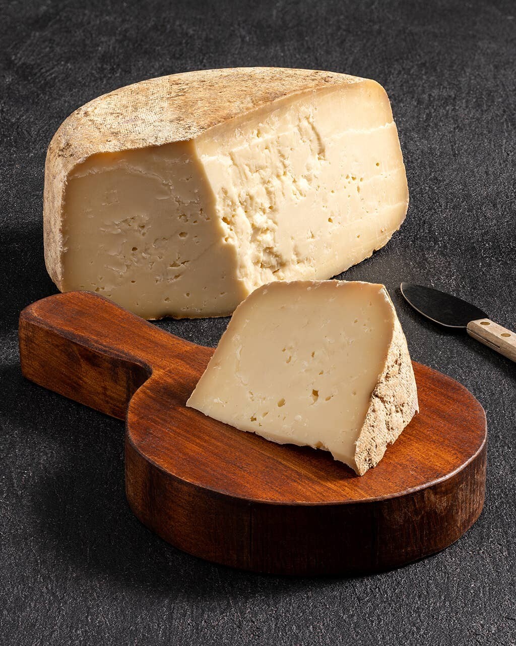 Der Alpen Kase Cheese (Cave-Aged Alpine or Gruyere Style)