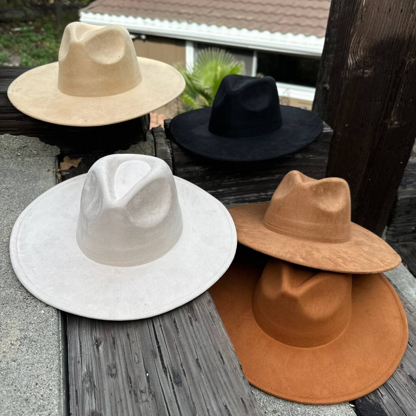 Classic Wide Brim suede Hat New Color : IVORY / ONE SIZE