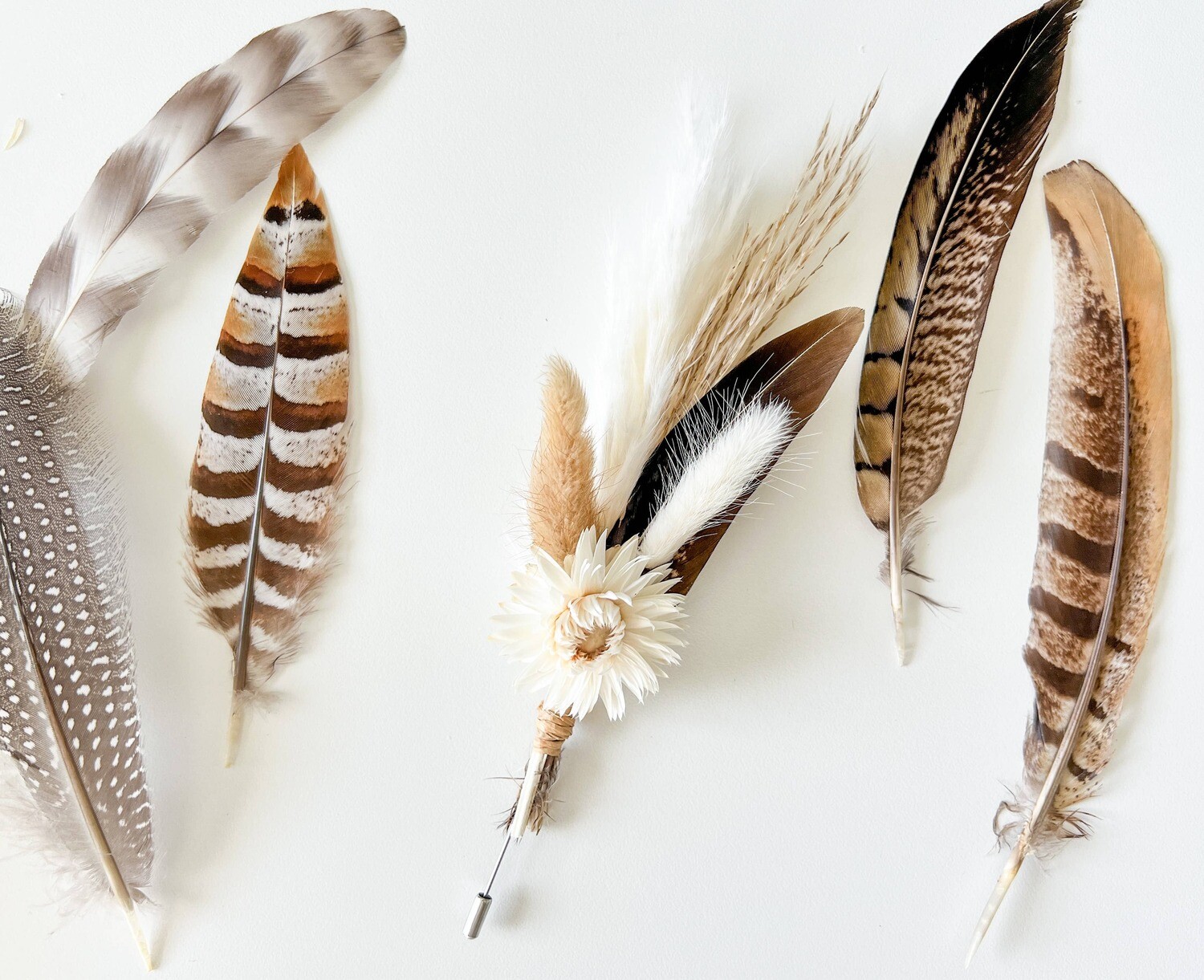 Neutral Wedding Boutonniere - Dried Flower and Feather