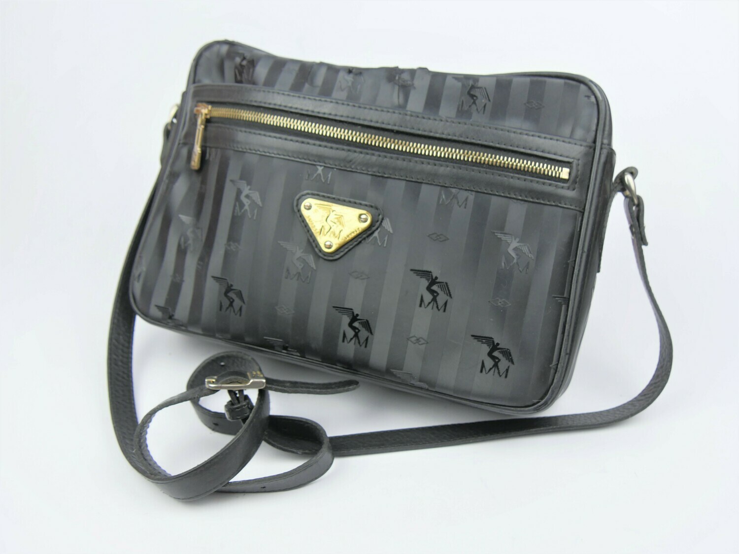 Maison Mollerus Vinerus Umhängetasche / Crossbody Tasche LONDON in Schwarz-Gold / Zustand 3 – aussen und/ oder innen deutliche Gebrauchsspuren