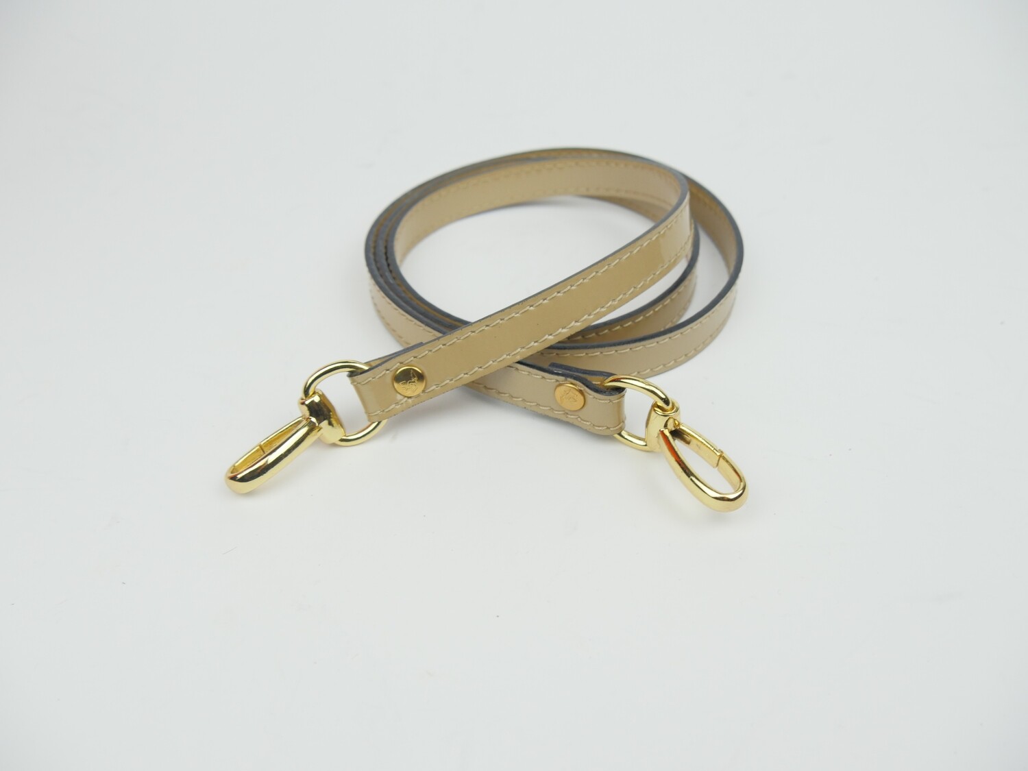 Maison Mollerus Schultergurt Lack Beige / Zustand 5 – minimale Gebrauchsspuren