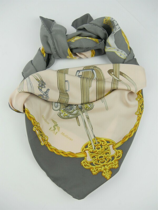 Mollerus Foulard / Tuch, quadratisch / Zustand 4: guter Zustand mit wenig Gebrauchsspuren