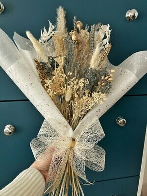 Classique Size Natural, Grey & Gold Dried Bouquet