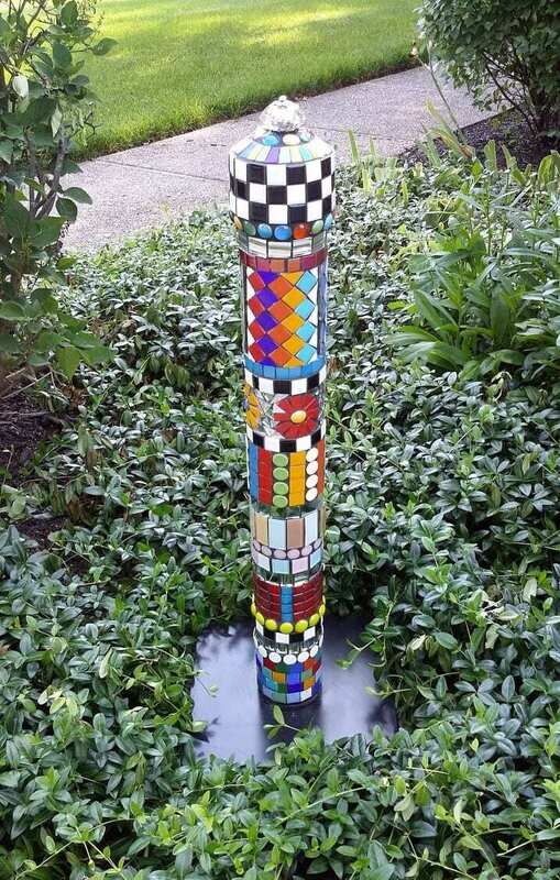 Mosaic Garden Pole Workshop/ March/ In-studio