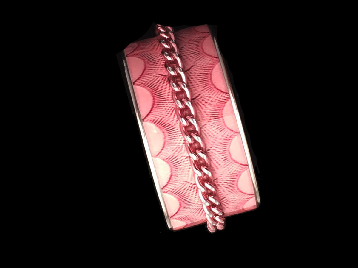 S Wide Pink Leather Chain