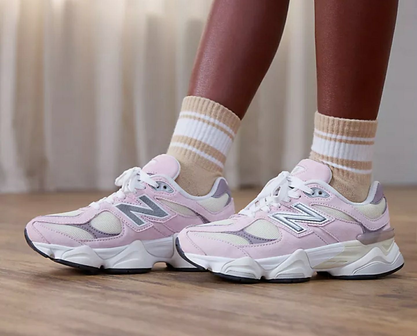 Sneaker 9060 Lace rosa e beige NEWBALANCE