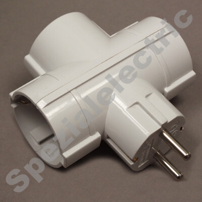 K09500300000 - Schukodreifachstecker