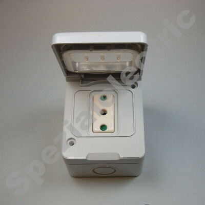 K03100500170 - Aufputzsteckdosen, 3-polig