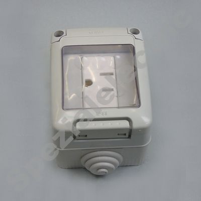 K11301000020 - Aufputzsteckdosen, 2-polig