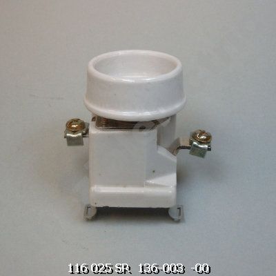 K04500800010 - D-Einbau-Sicherungssockel, EZ, E27