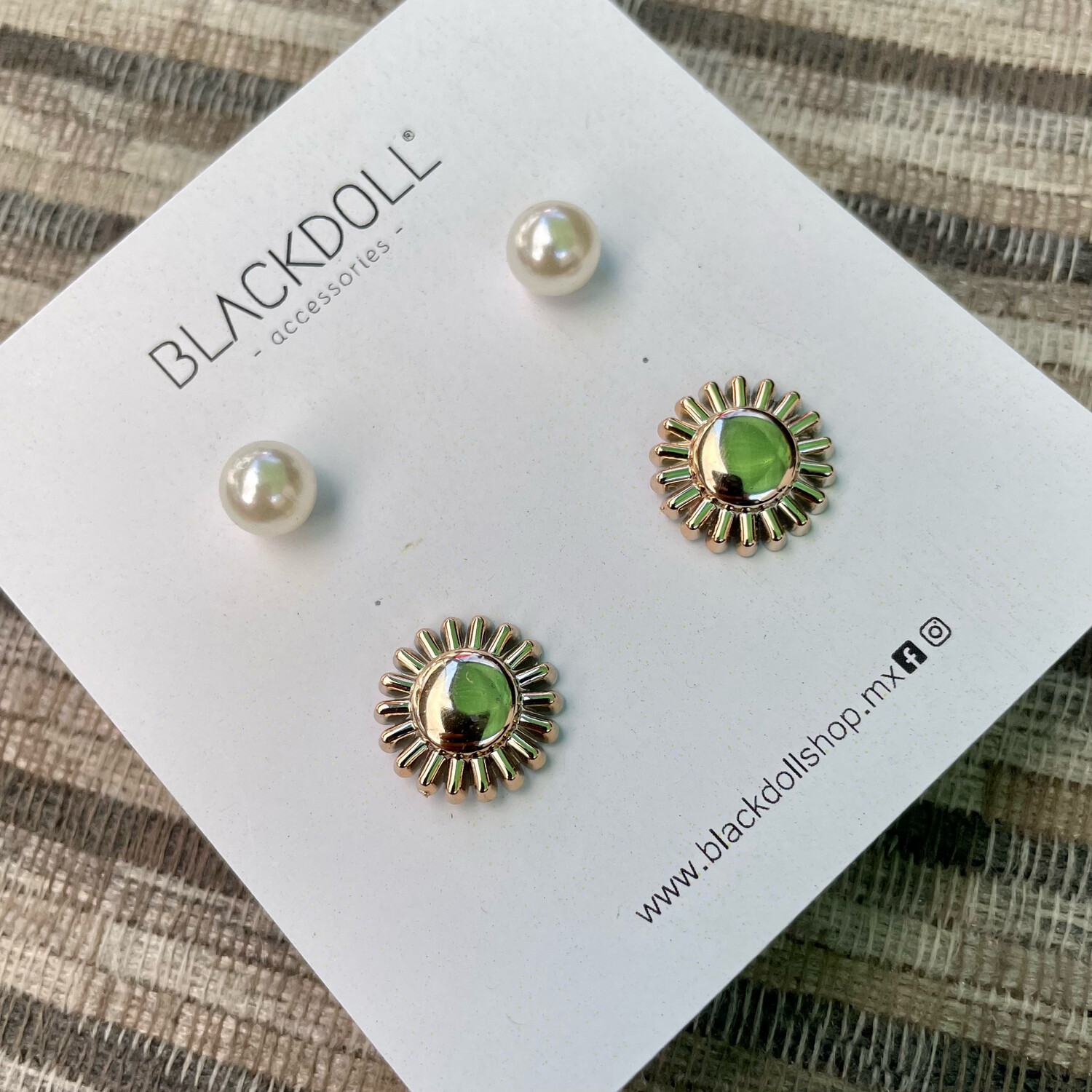 BLACKDOLL ACCESORIES - Aretes Sol