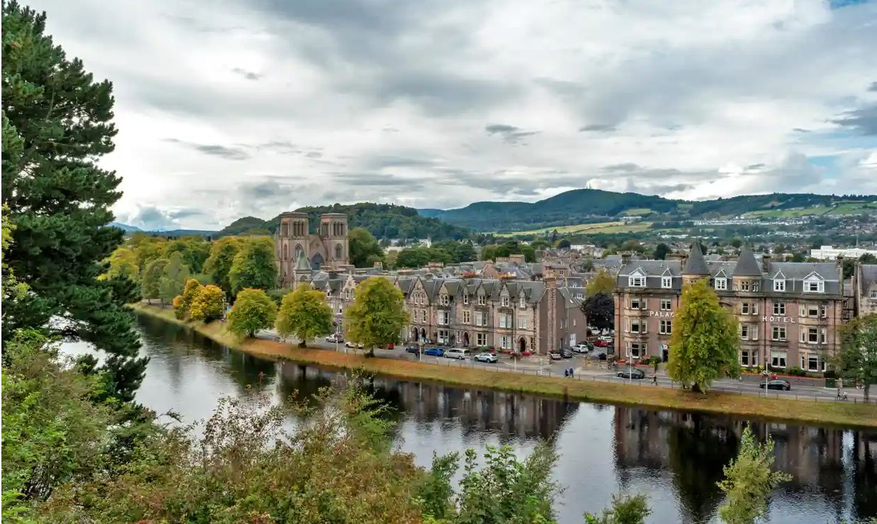 Deposit for Scotland with the Tabors