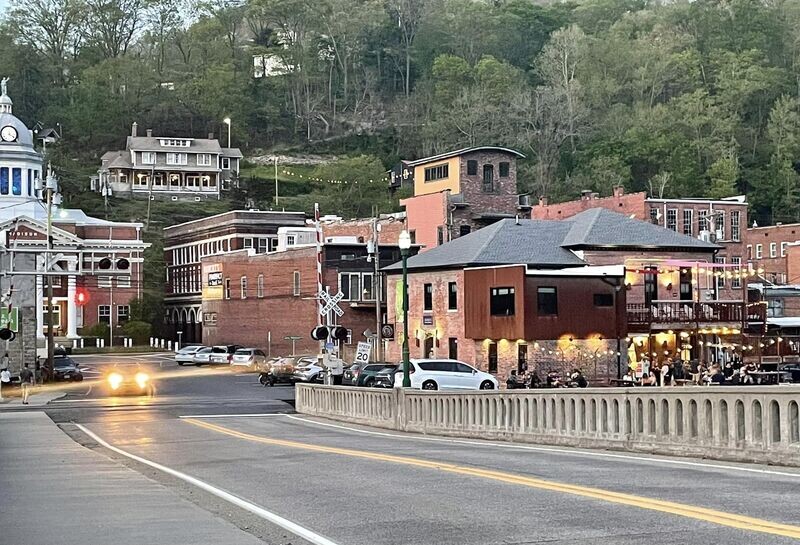 Hometown Tour III of Scotland deposit