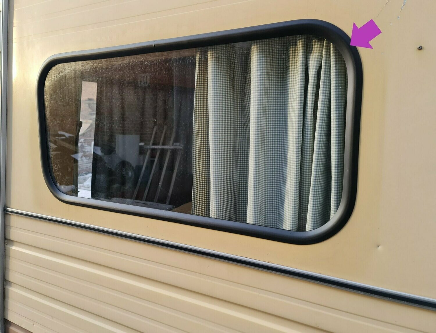 Lausitz 310 Scheibendichtung links o. rechts
