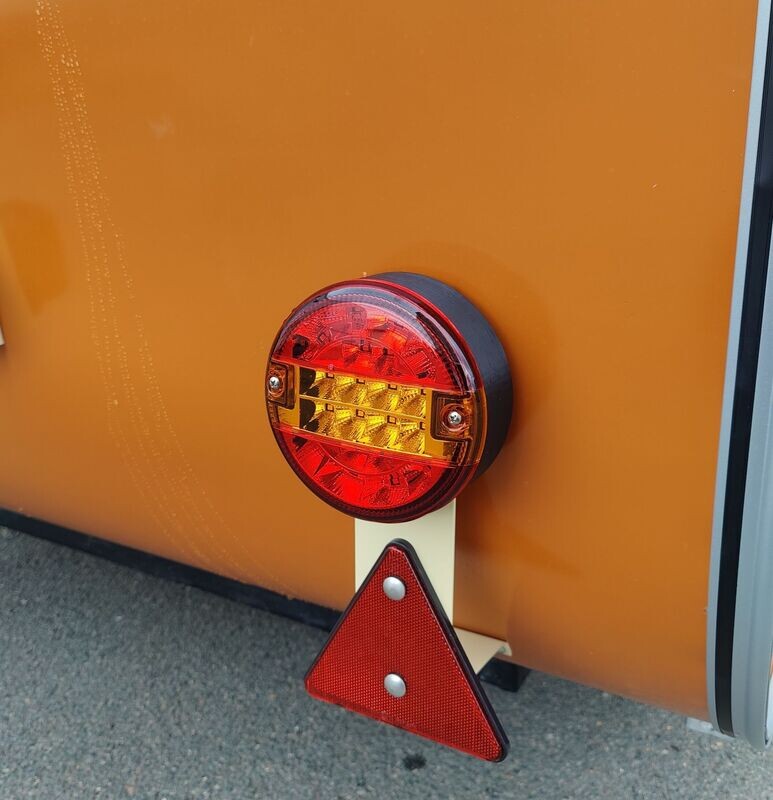 1 Paar Rücklichter LED 3 Funktionen passend, ohne neue Löcher zu bohren