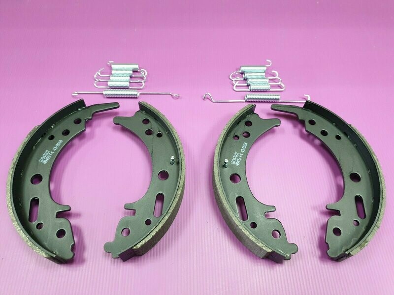 Bremsbacken, Bremsbeläge für Qek Junior mechanisch gebremst, Aero, 325 usw. Bremsbacken, Bremsbeläge für Qek Junior mechanisch gebremst, Aero, 325 usw.