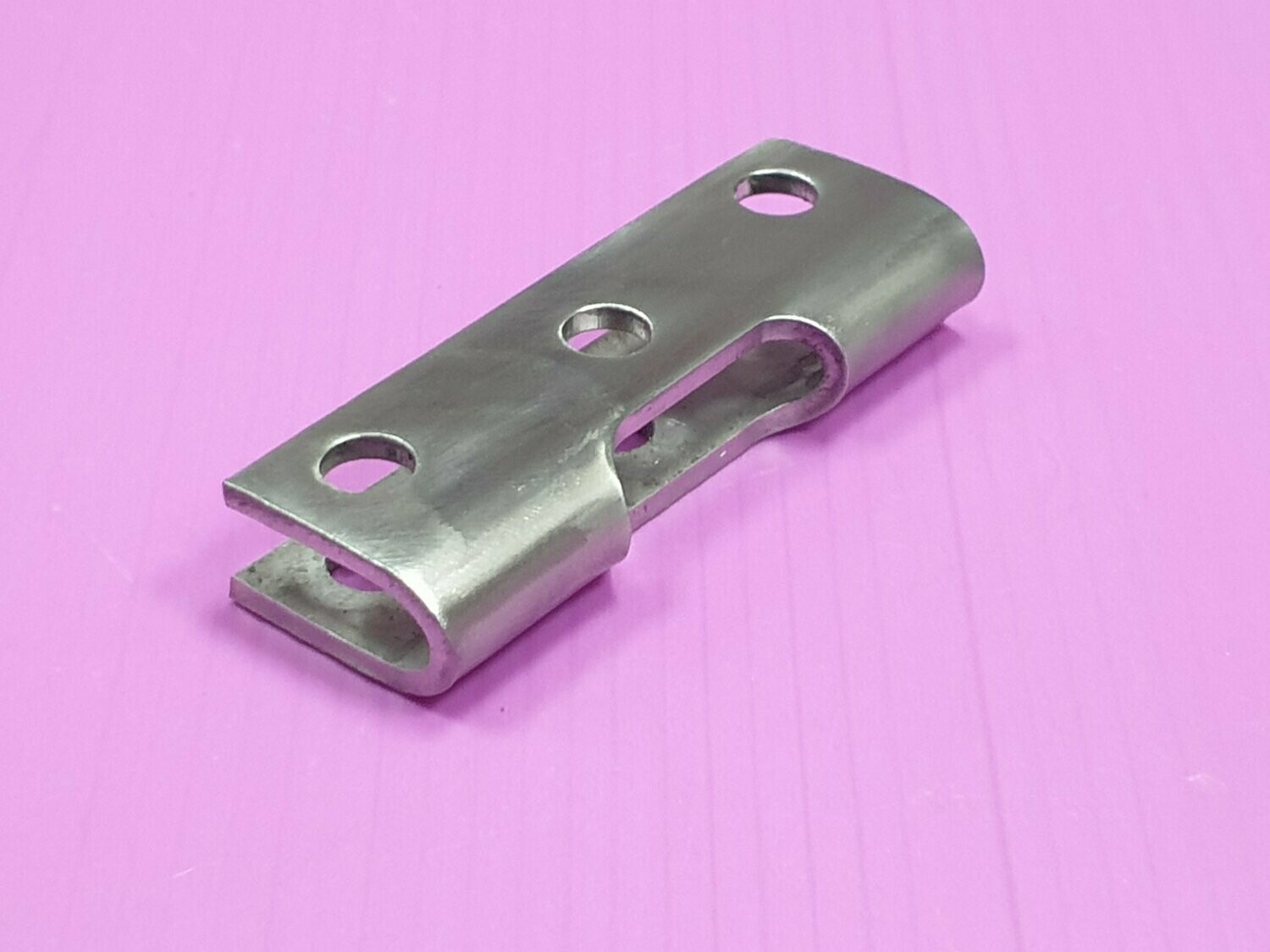 Wippe zwischen dem Bremsgestänge und den Bowdenzügen