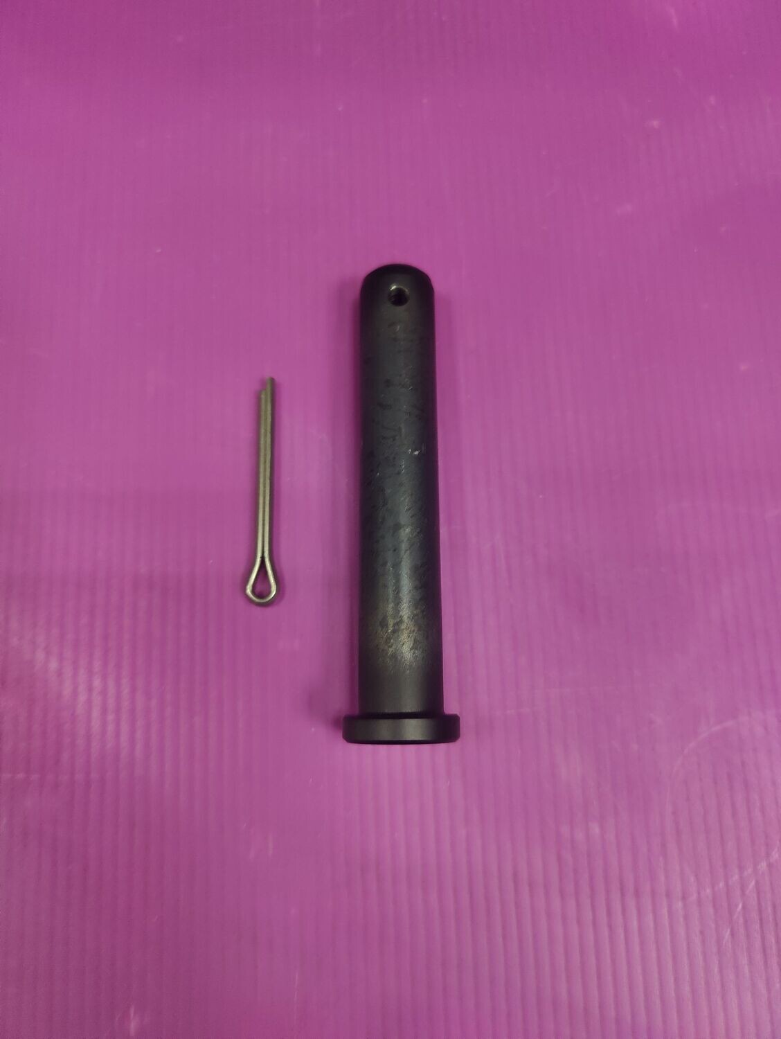 Zentralbolzen für den hydraulisch gebremsten Qek Junior Zentralbolzen für den hydraulisch gebremsten Qek Junior