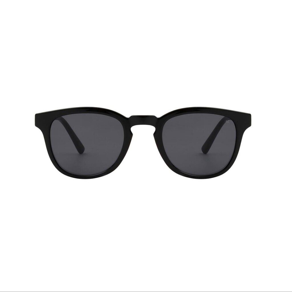 Слънчеви очила "Bate Black"
A.Kjærbede