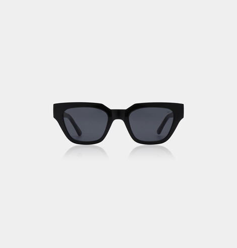 Слънчеви очила "Kaws Black " 
A.Kjærbede